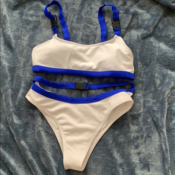 High Rise Buckle Bikini - Picture 1 of 1
